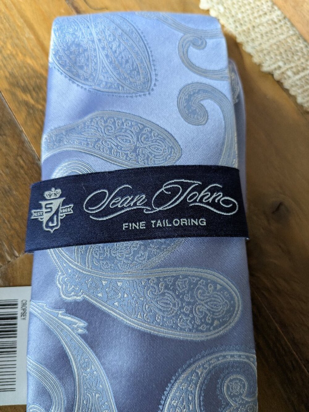 sean john tie blue paisley New With Tags 100% silk #751
